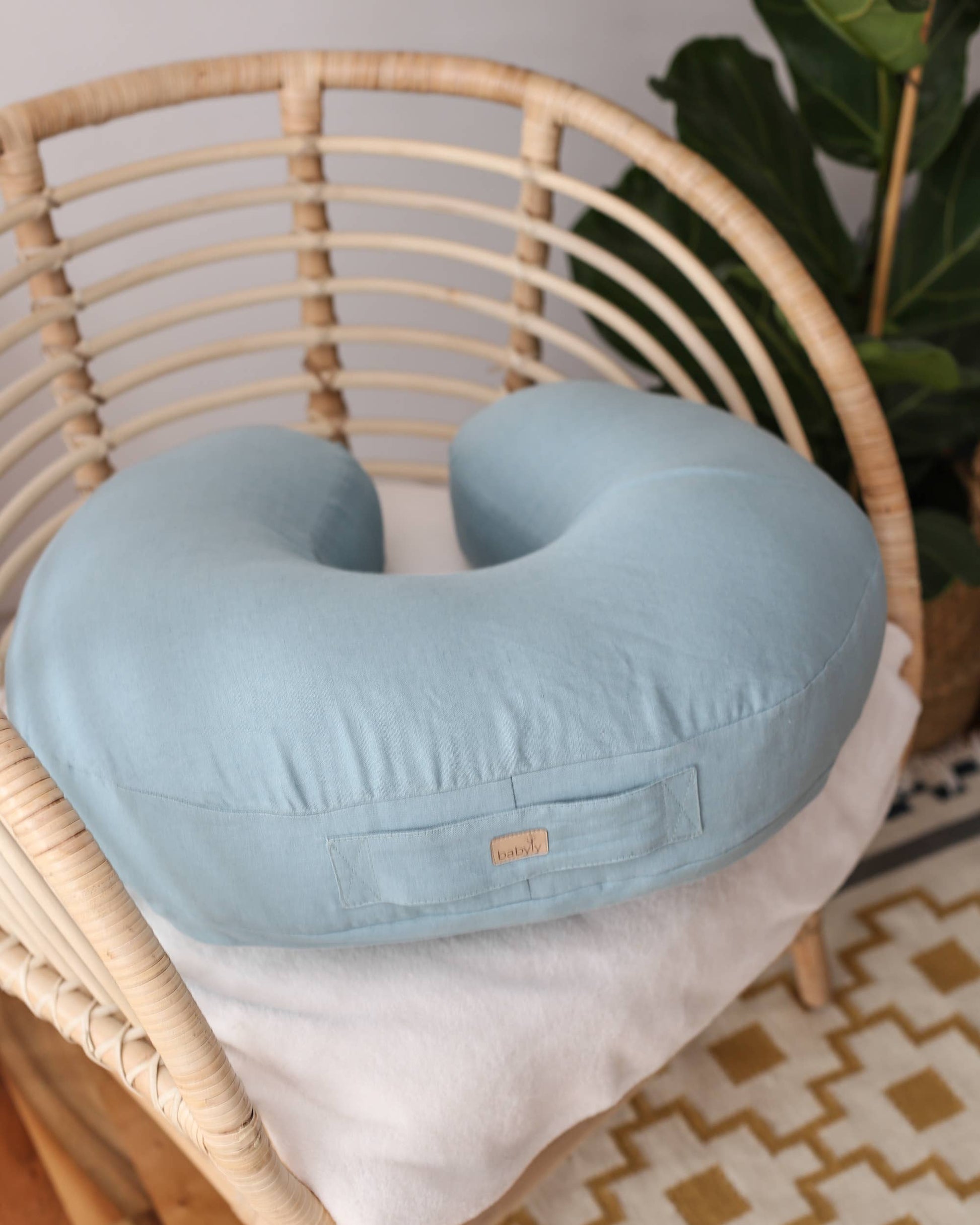 Babyly - Nursing Pillow/Breast Feeding Pillow - Linen - (Beige) BABYLY