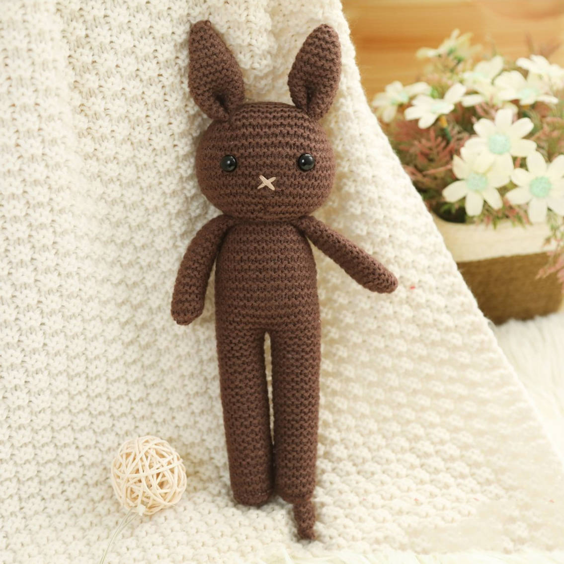 Annie&Charles® knitting bunny Annie & Charles