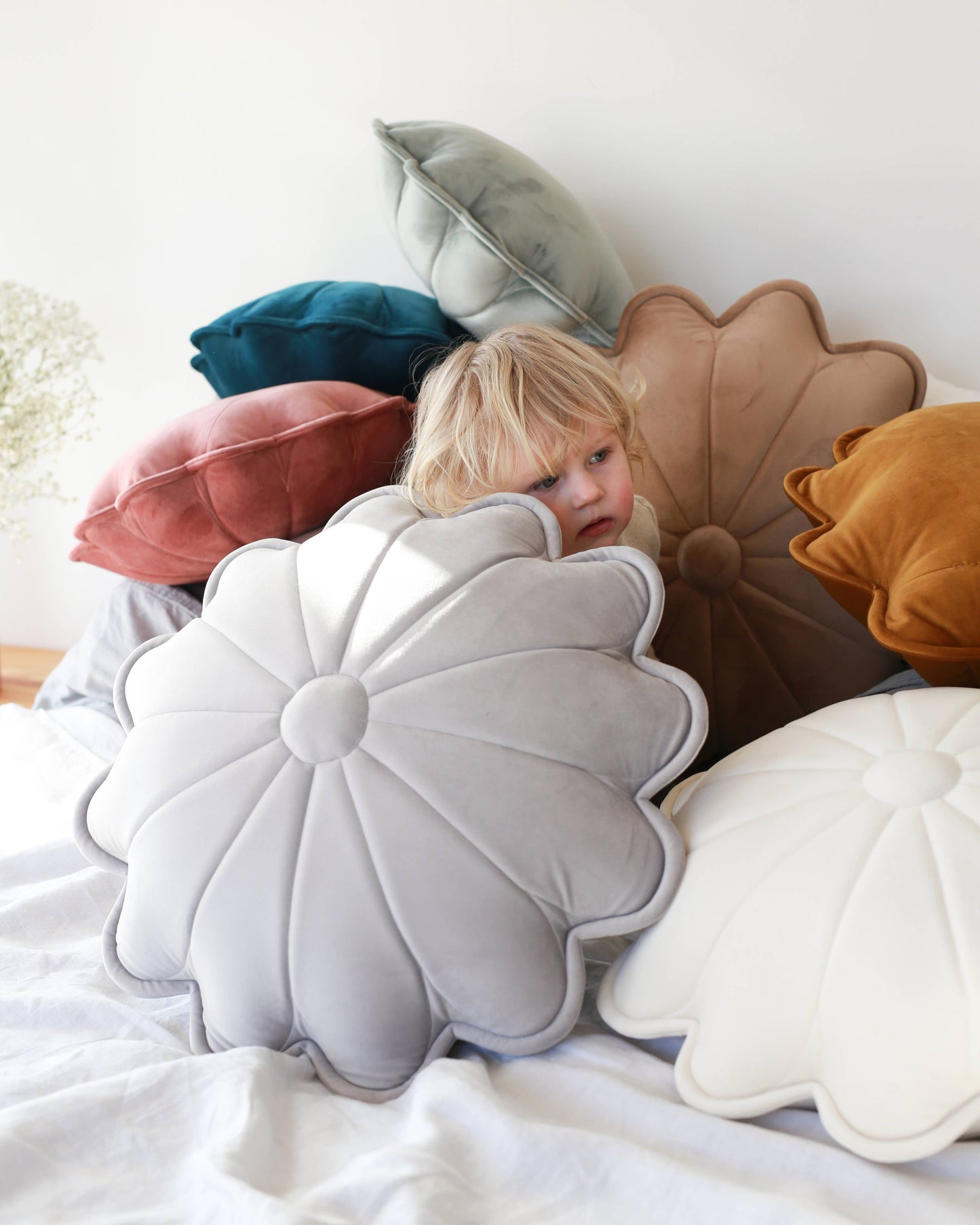 Babyly - Velvet Daisy Pillow - Small BABYLY