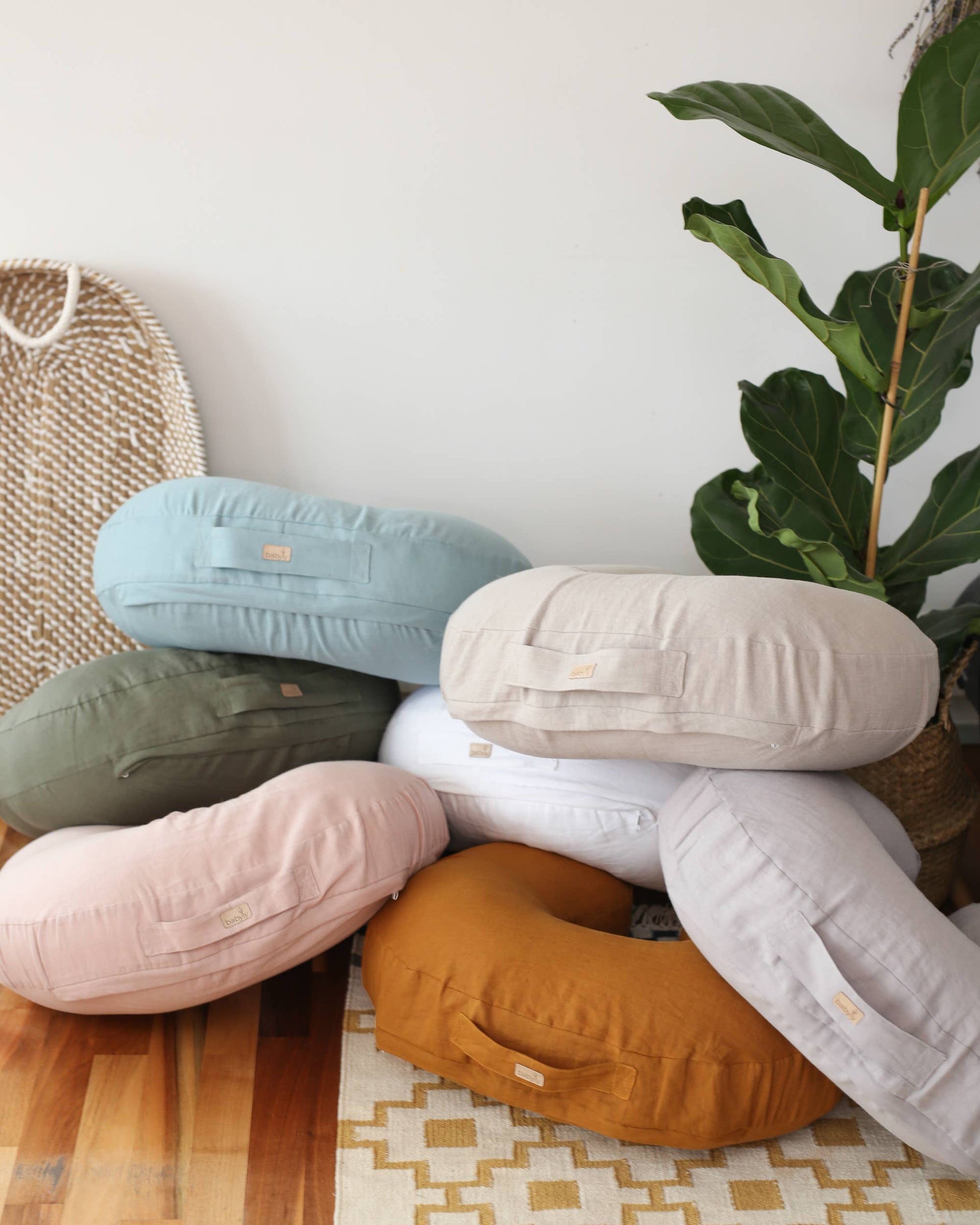 Babyly - Nursing Pillow/Breast Feeding Pillow - Linen - (Beige) BABYLY