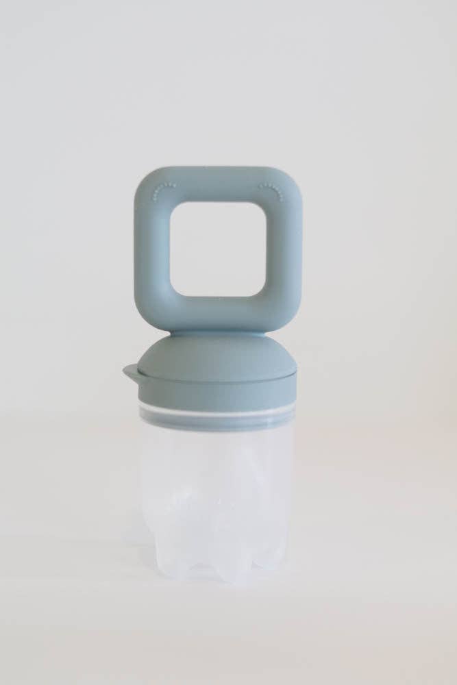 The Saturday Feeder Teether The Saturday Baby Sky