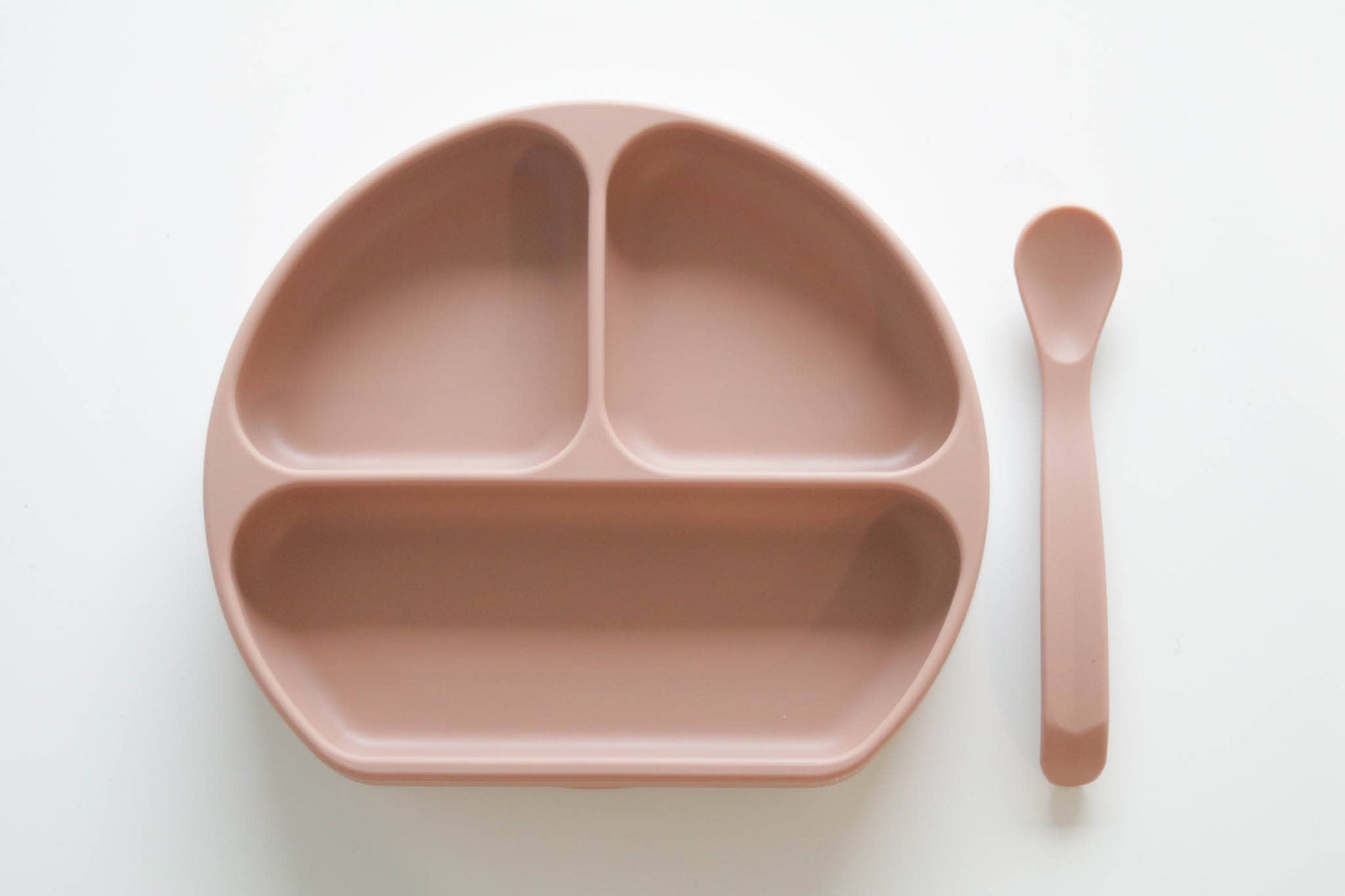 Silicone Suction Plate With Lid and Spoon The Saturday Baby