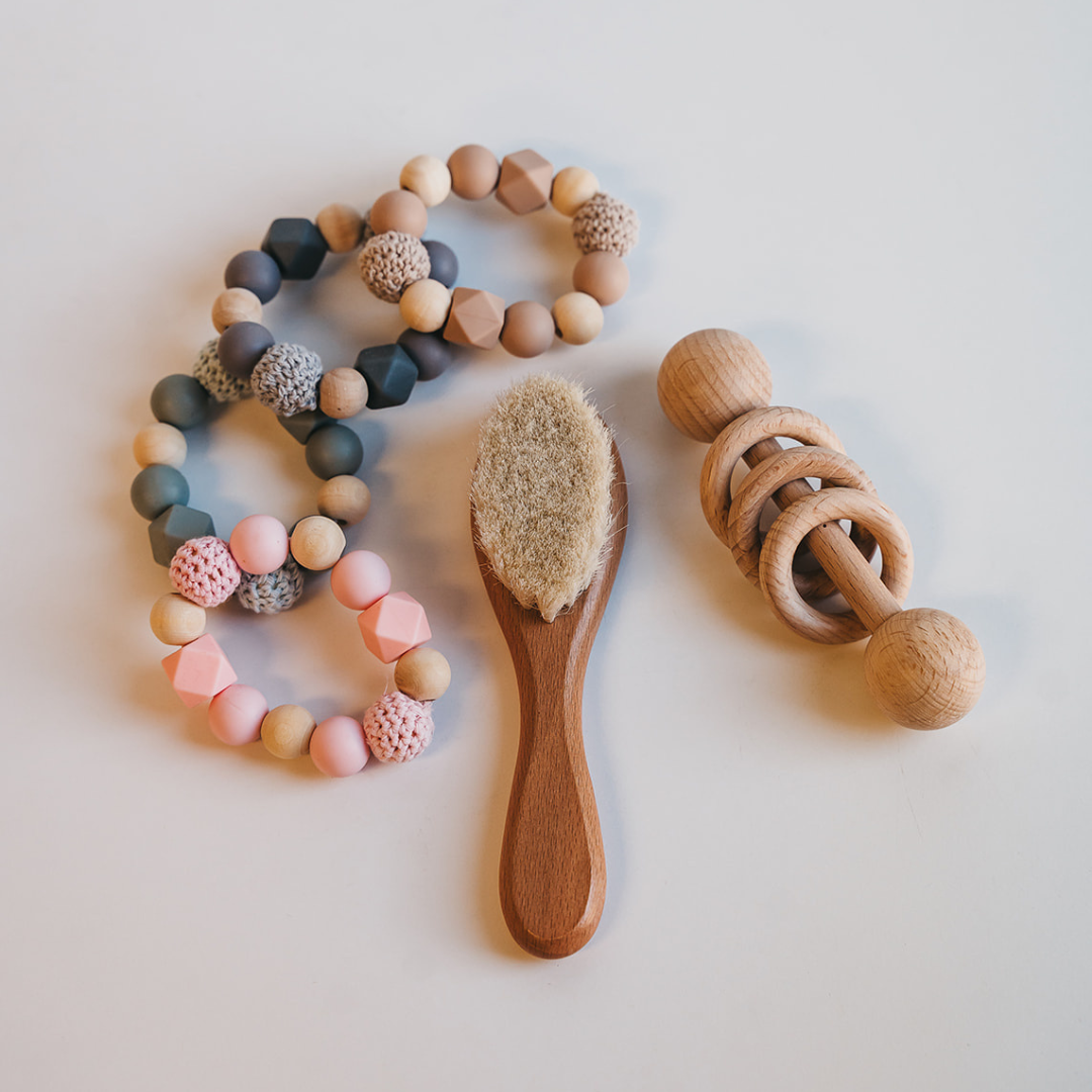 Wooden Ring Rattle Giften Market