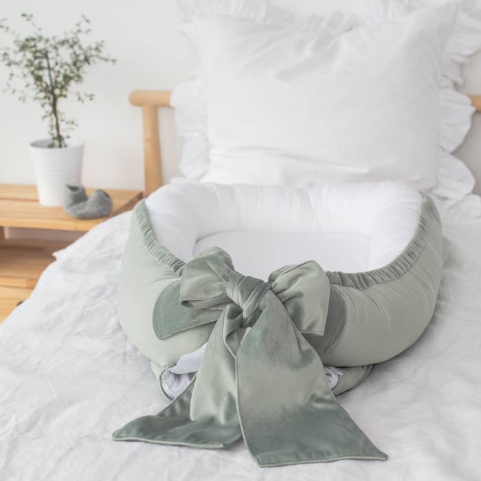 Velvet babynest with bow (5 colors) - BABYLY BABYLY