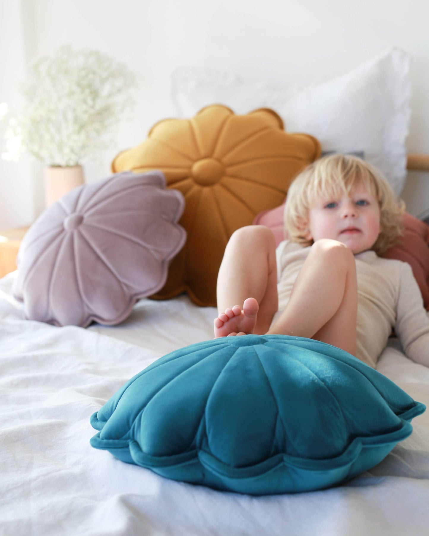Babyly - Velvet Daisy Pillow - Small BABYLY