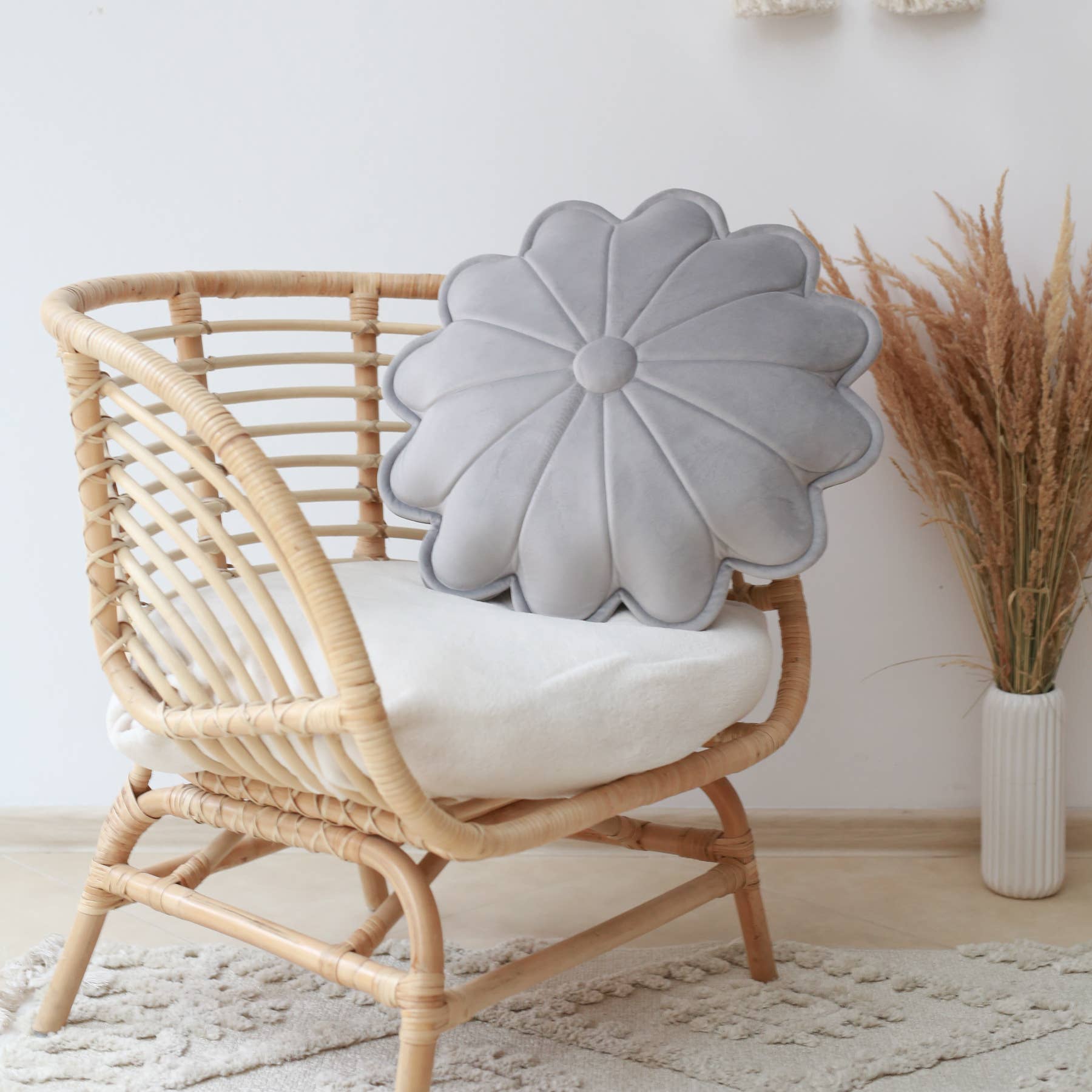 Babyly - Velvet Daisy Pillow - Large BABYLY