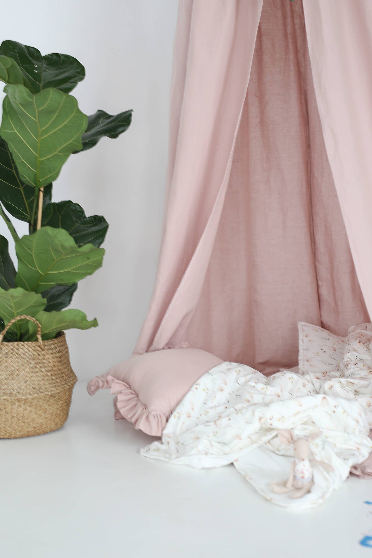 Babyly - Bed Canopy - Linen - (2 Colors)