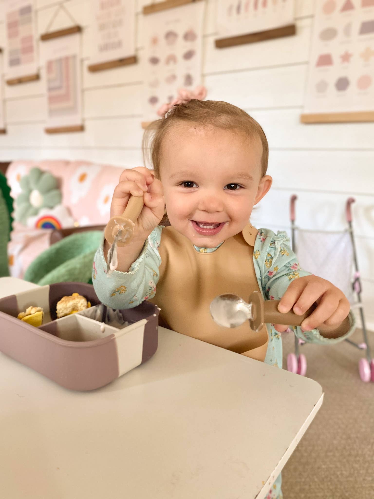 Silicone Catch Bib Set | Fawn & Sand The Dearest Grey