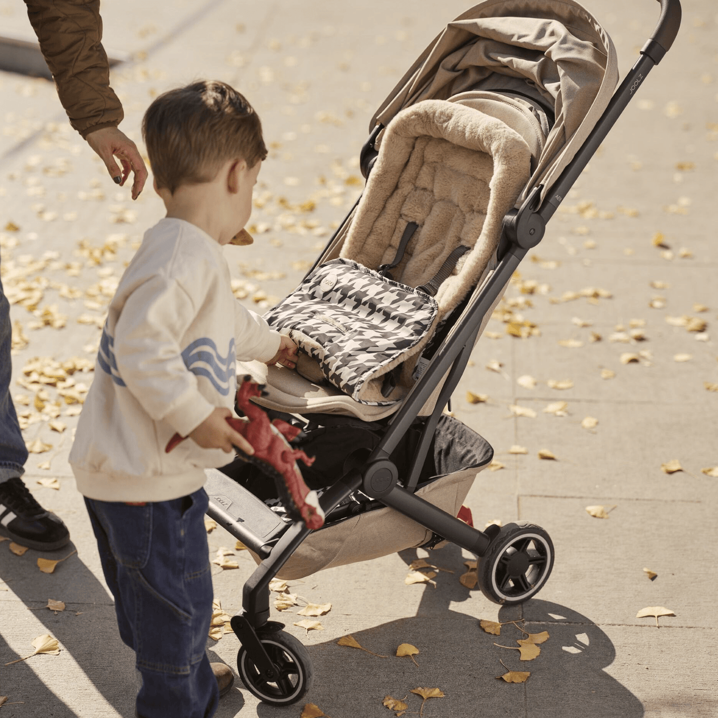 Cozy Fleece Pram Liner - Houndstooth OiOi