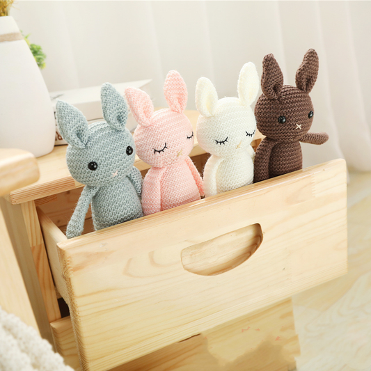 Annie&Charles® knitting bunny Annie & Charles