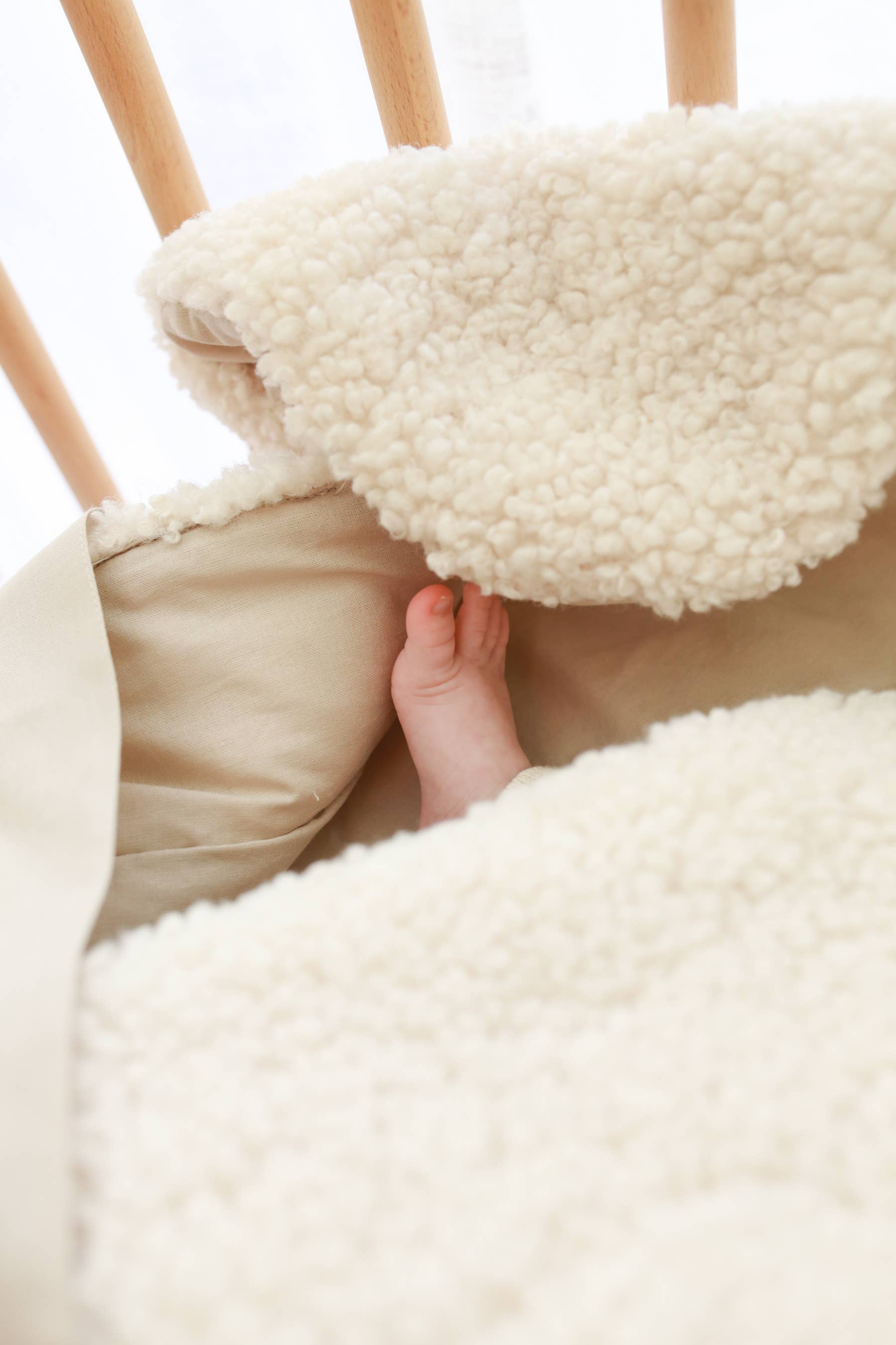 Babyly - Baby Wrap - Teddy - (Cream) BABYLY