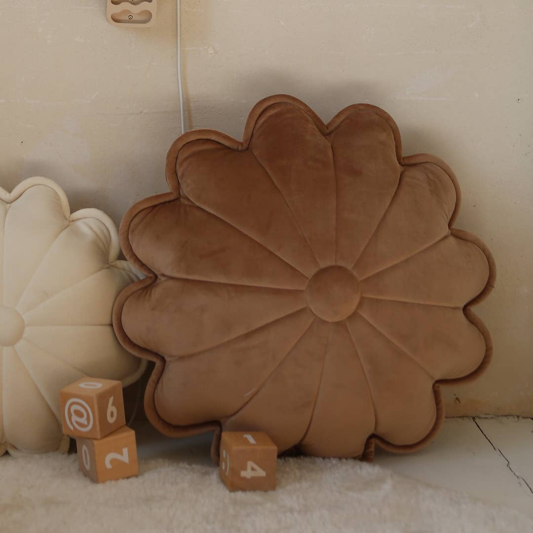 Velvet Daisy Pillow - Large BABYLY