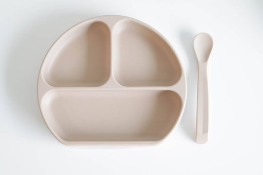 Silicone Suction Plate With Lid and Spoon The Saturday Baby