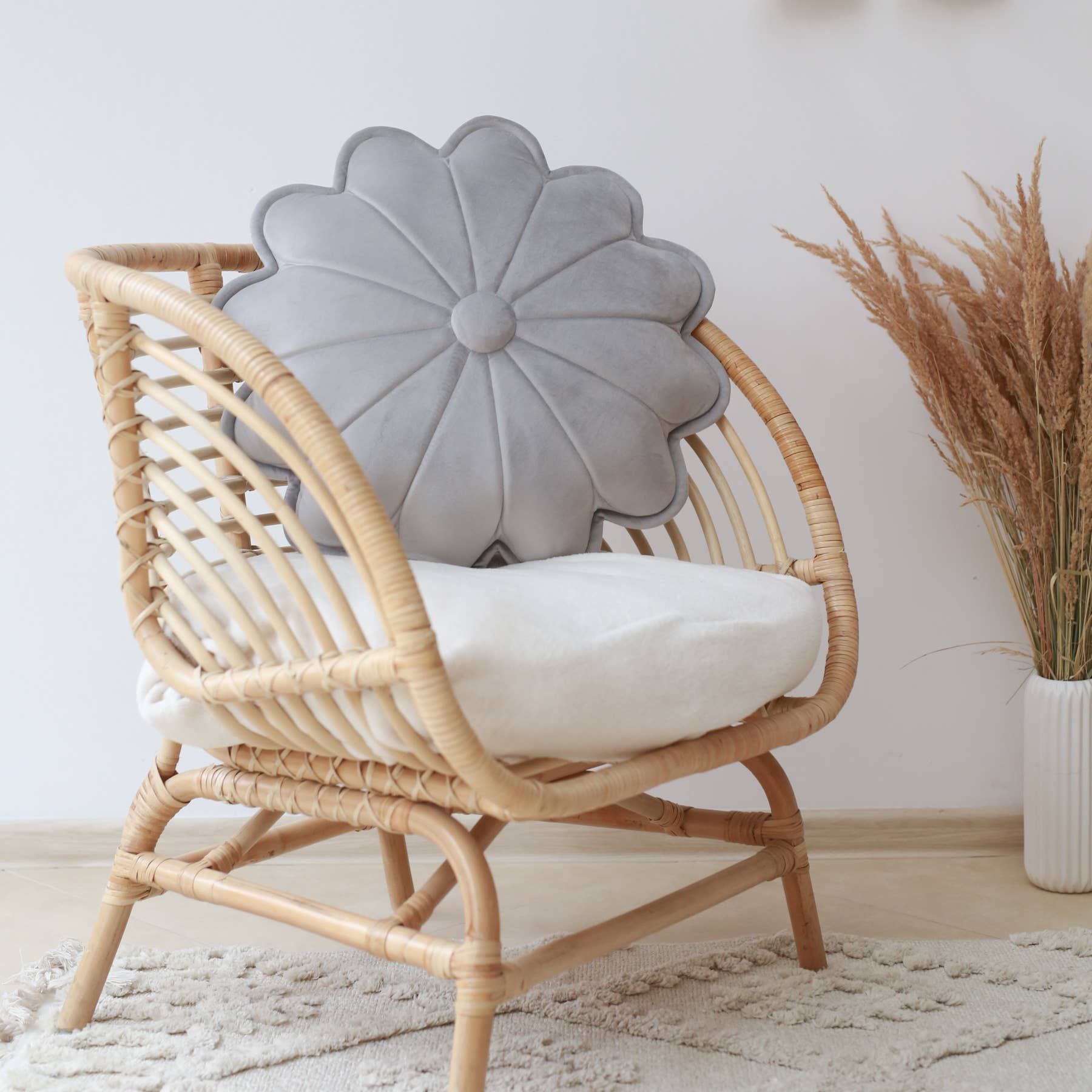 Babyly - Velvet Daisy Pillow - Small BABYLY