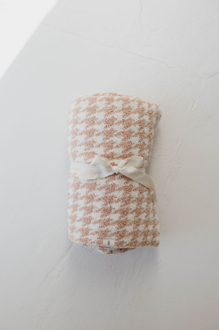 Houndstooth | Rosé & Cream Plush Blanket Forever French Baby Baby (45x45)