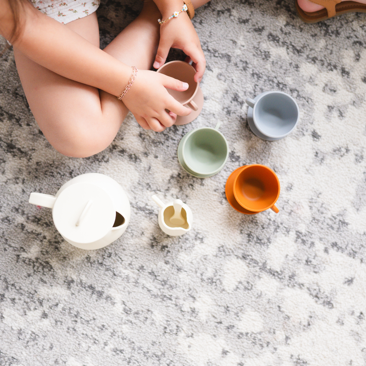 Silicone Tea Playset bug + bean kids