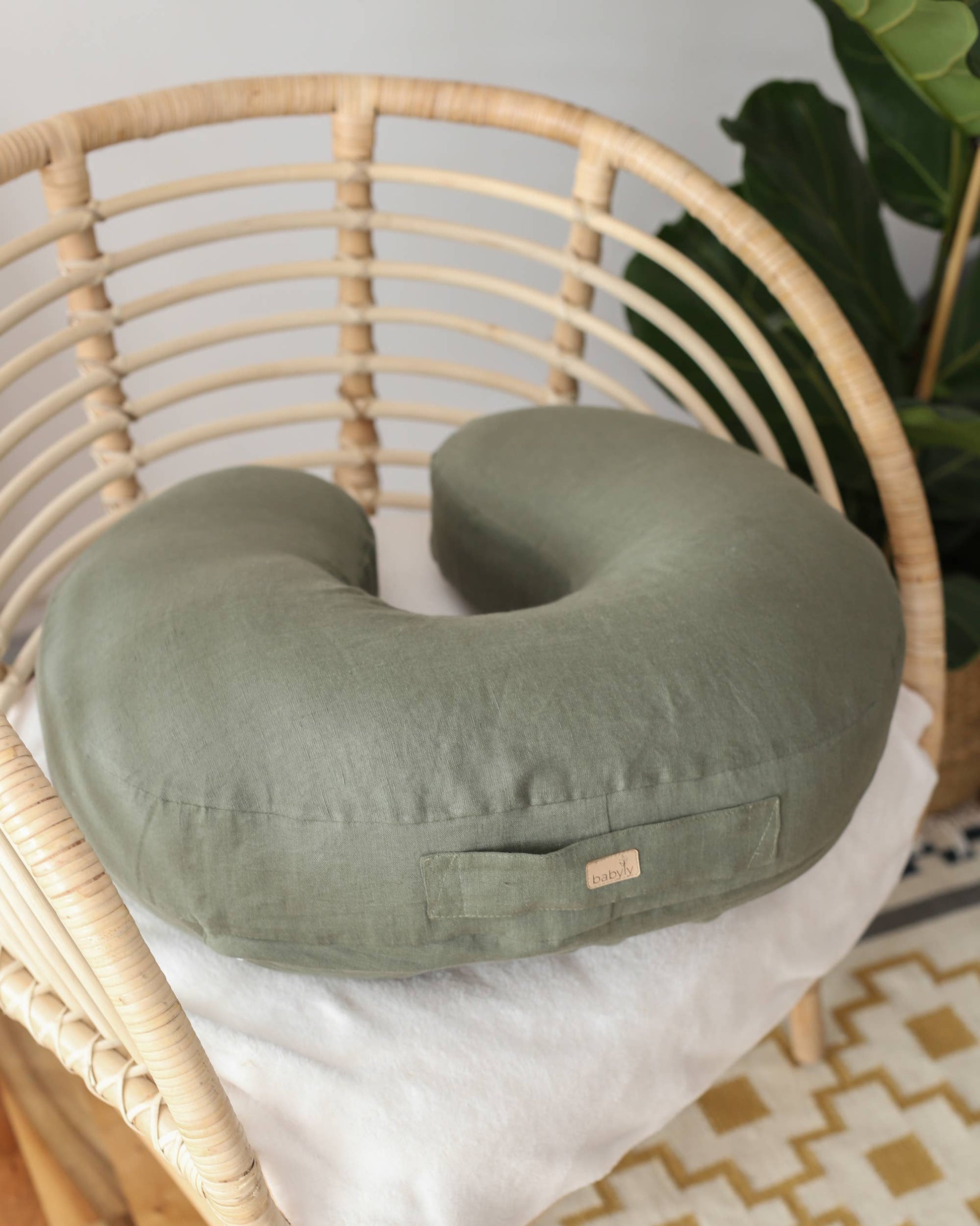 Babyly - Nursing Pillow/Breast Feeding Pillow - Linen - (Beige) BABYLY