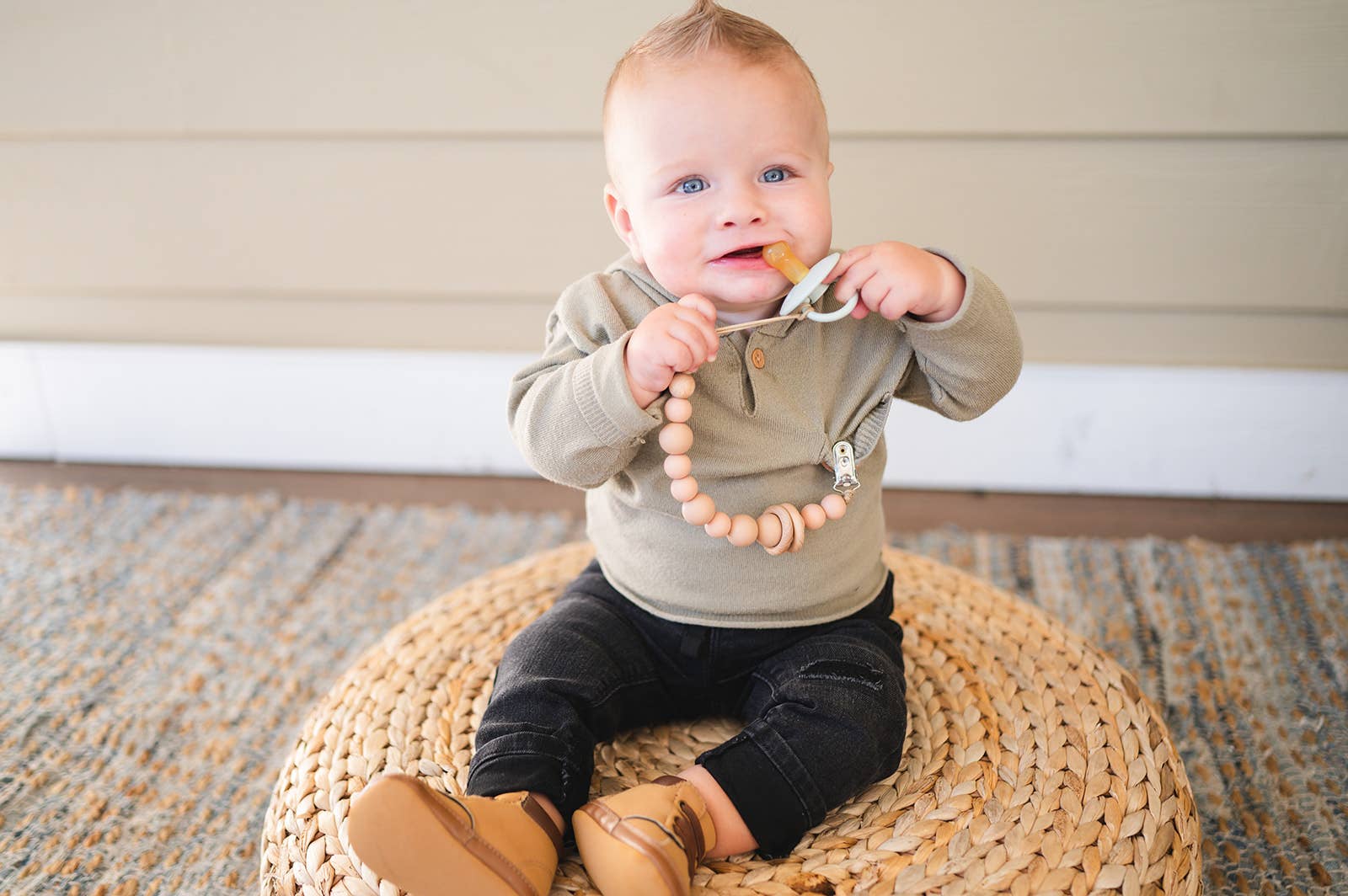 Silicone Bead & Wood Ring Pacifier Clip Babeehive Goods