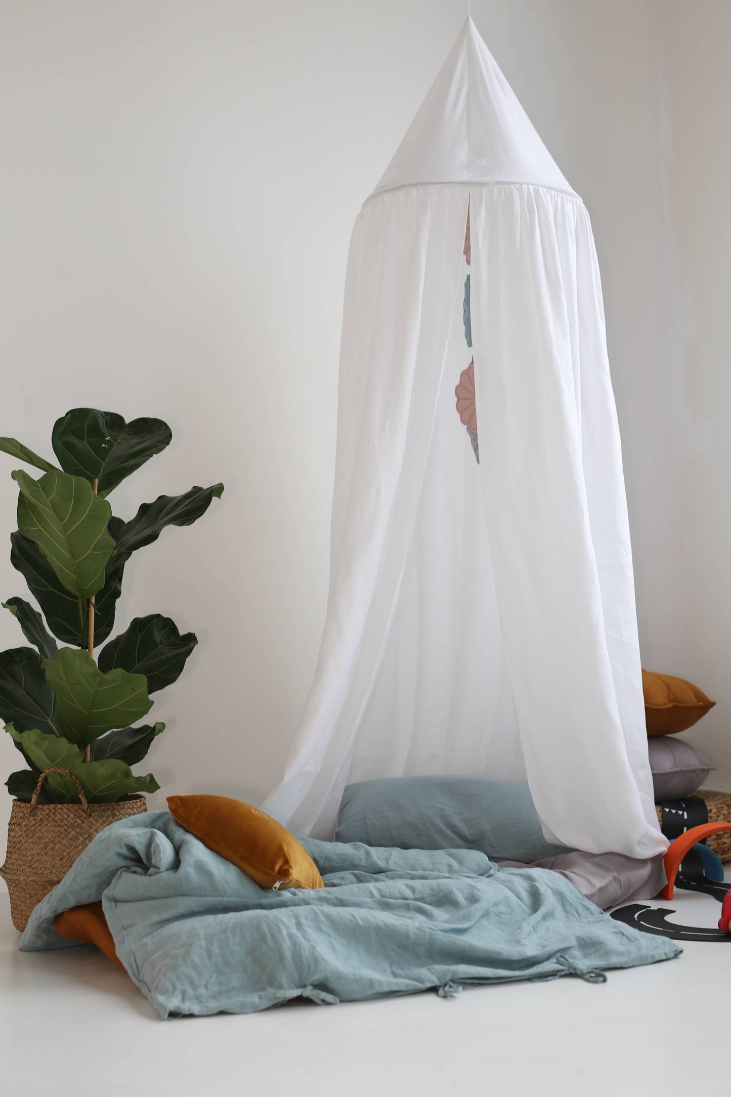 Babyly - Bed Canopy - Linen - (2 Colors)
