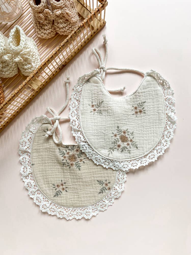 Baby bib / delicate vintage