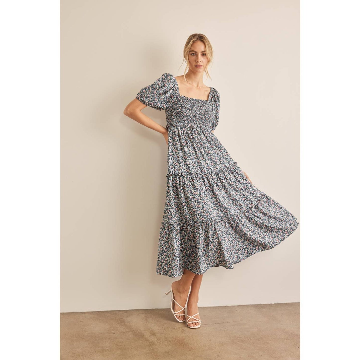 FLORAL PRINT PUFF SLEEVE SMOCKED TIERED MAXI DRESS