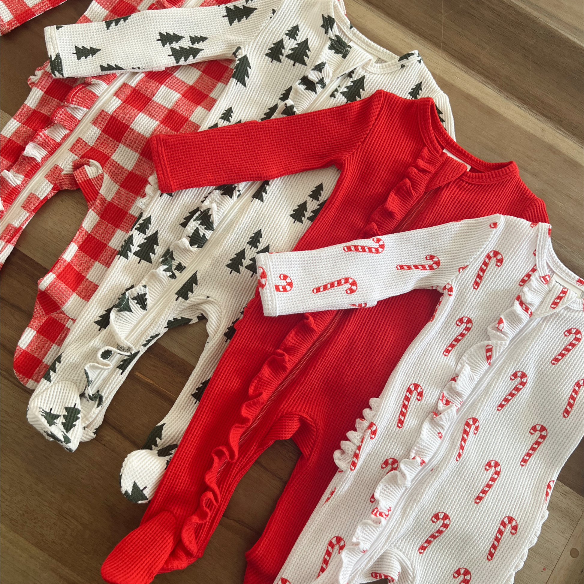 Organic Waffle Ruffle Zip Footie, Candy Cane SpearmintLOVE