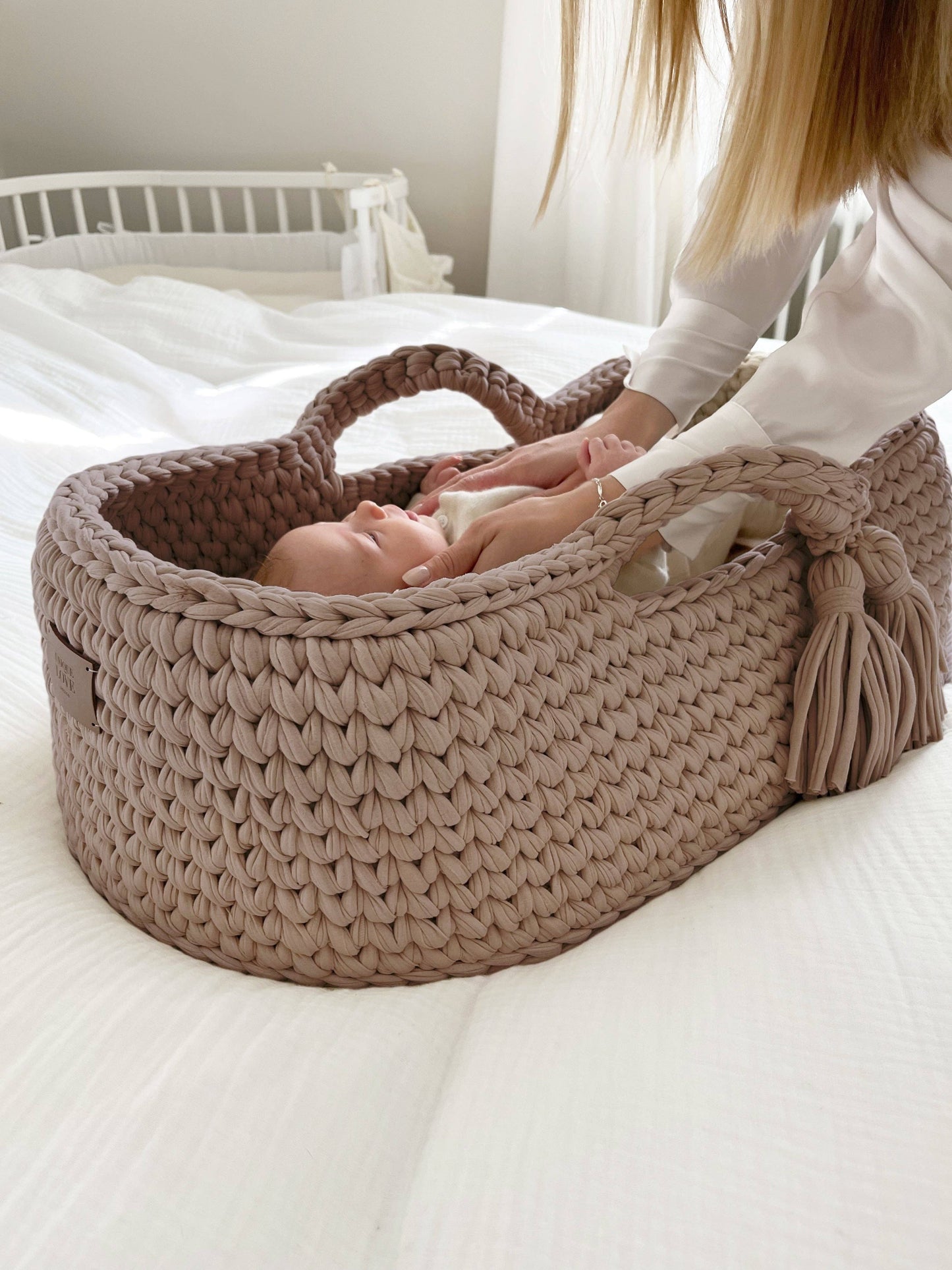 Baby basket | Warm taupe