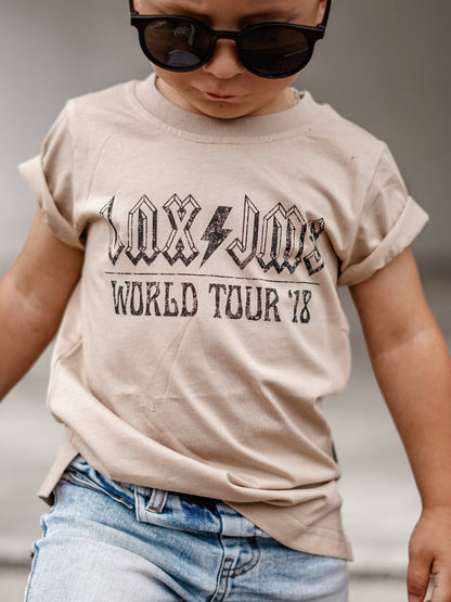 LNX JMS WORLD TOUR TEE - COFFEE LENOX JAMES