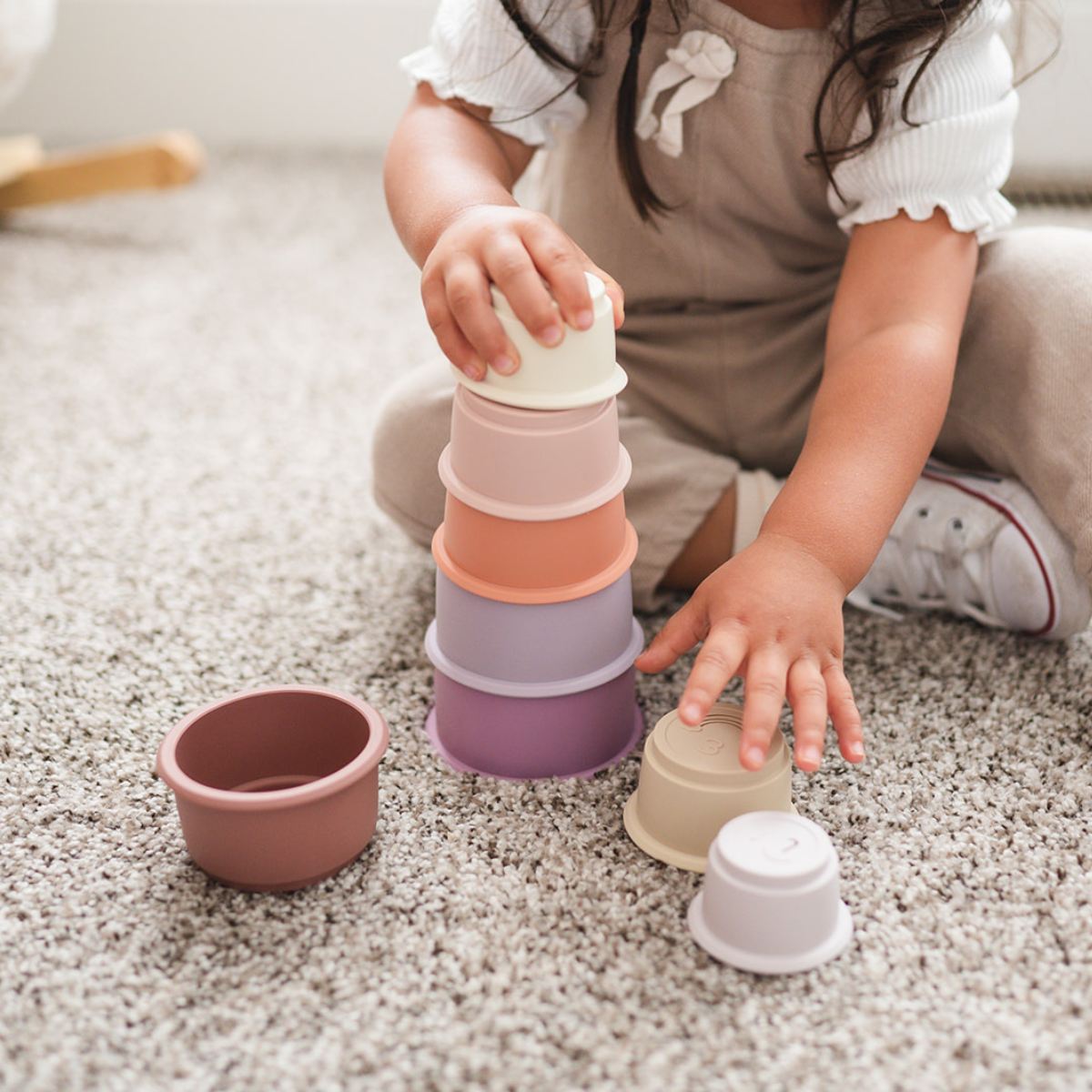 Stacking Cups Toy bug + bean kids