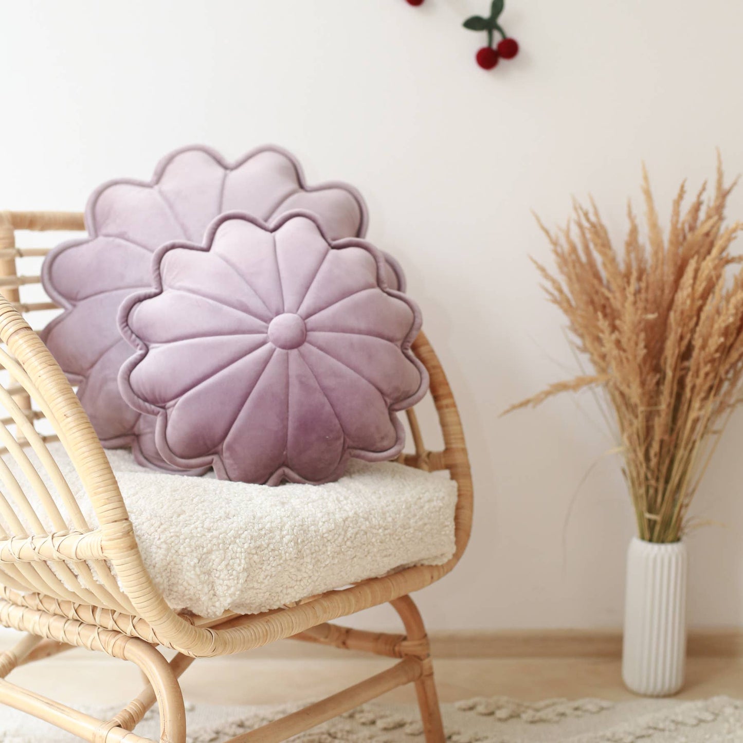 Velvet Daisy Pillow - Small