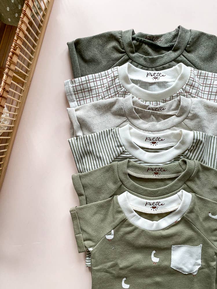 Kids T-shirt / olive PETITE EvelinaApparel