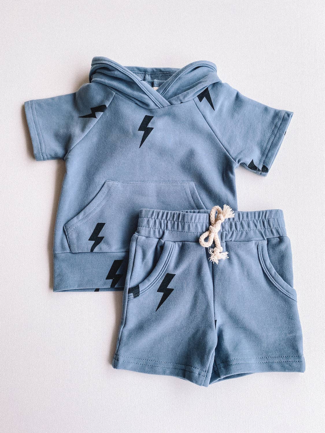 Lightning shorts - dusty blue